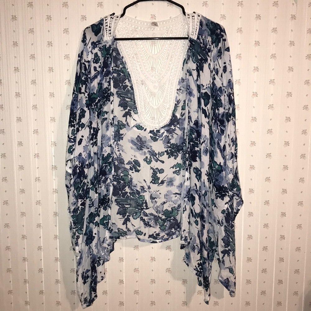 Beachy Cardigan